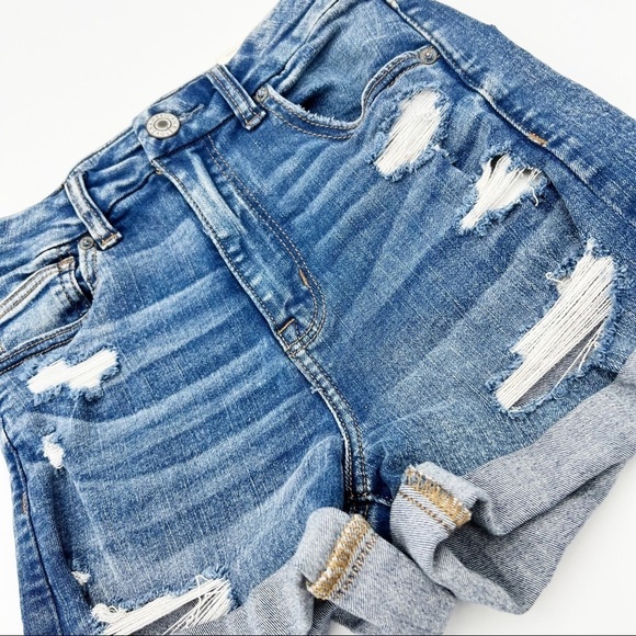 NWT American Eagle Curvy Hi-Rise Denim Shortie Shorts - Picture 3 of 7